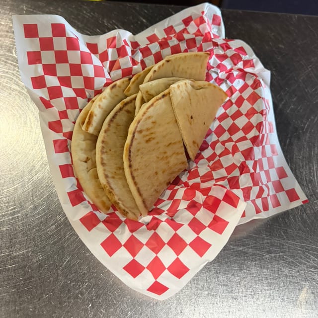 Grilled Pita Bread - Basket.