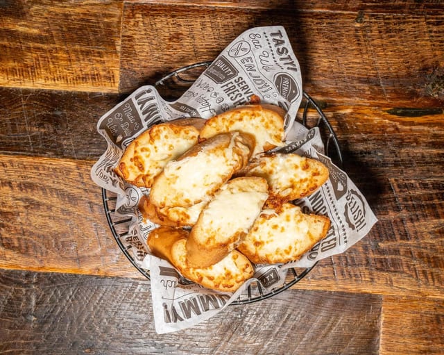 Basket Garlic Bread with Cheese (8).