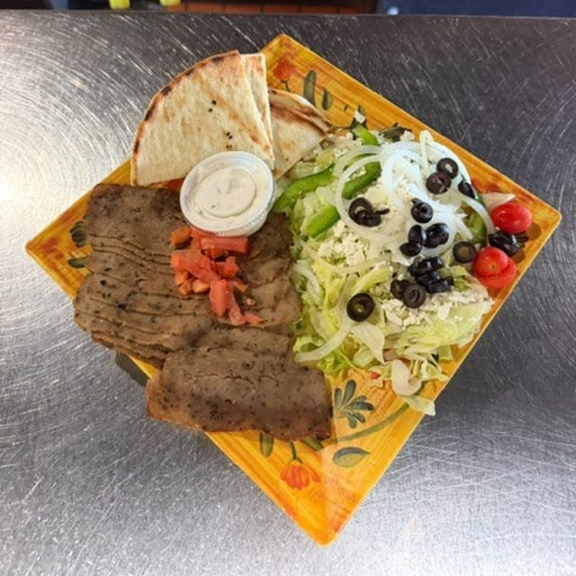 Lunch Gyro Platter.